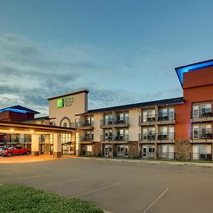 Holiday Inn Express Hotel & Suites Branson 76 Central By Ihg